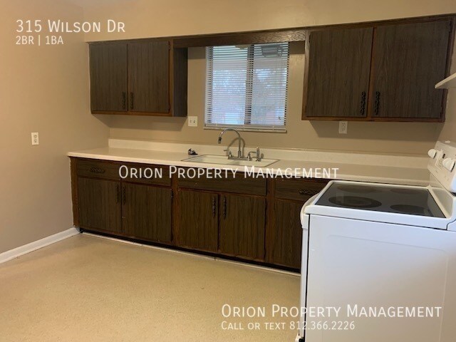 Building Photo - 315 Wilson Dr