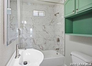 Building Photo - 225 Avenue B