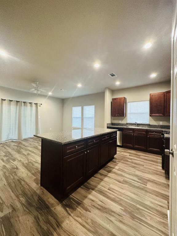 Building Photo - 1110 Tennison Rd