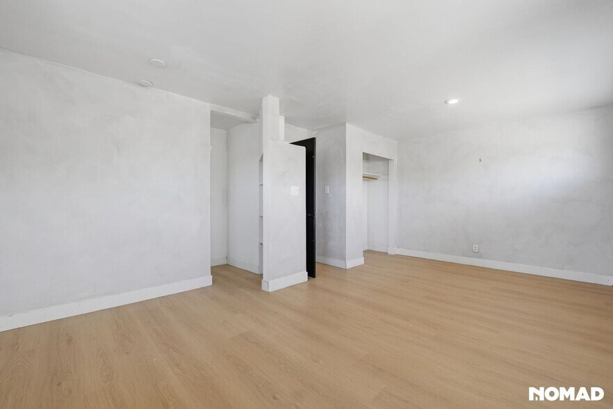 Building Photo - 9040 Yucca Way