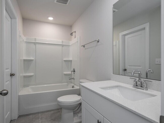 Building Photo - Built in 2022 and waiting for you to move right on in!