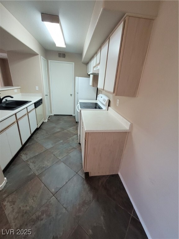 Building Photo - 2300 E Silverado Ranch Blvd