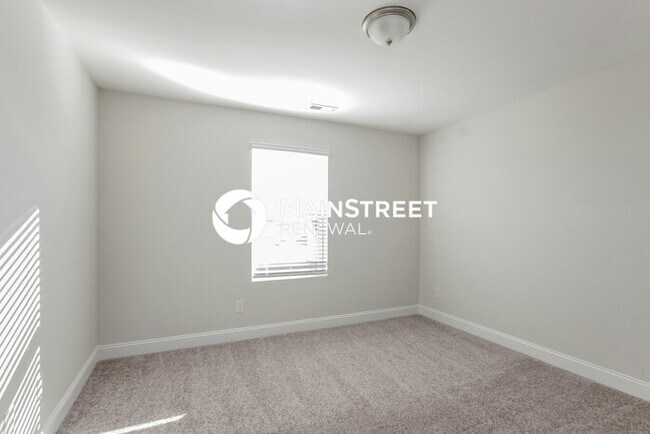Building Photo - 5 Bedroom Pet-Friendly Home in Monroe, NC with Main Street Renewal