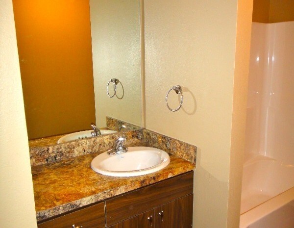 Interior Photo - 1809 Ryan