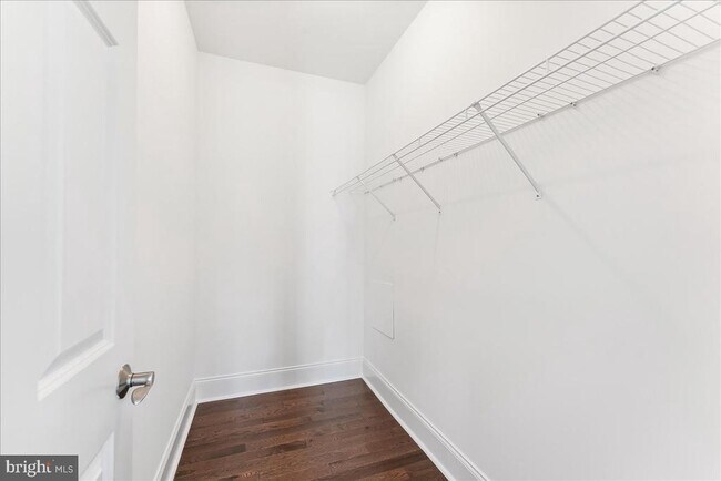 Building Photo - 5 Hibberd Rd