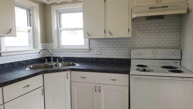 Building Photo - 2512 S Michael Ct