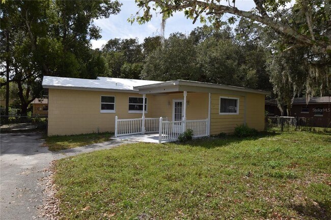 Building Photo - 202 James Ct