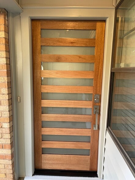 Building Photo - 12035 Sunland St