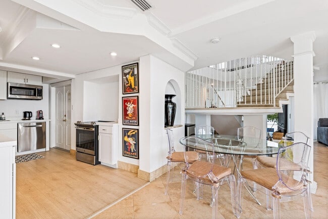 Building Photo - 1799 N Fort Lauderdale Beach Blvd