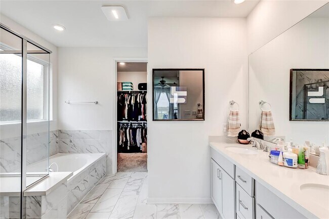 Building Photo - 713 Leeward Pass