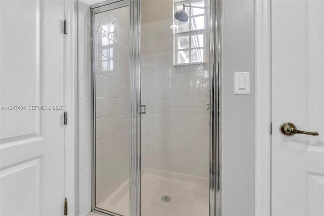 Building Photo - 8612 Buckskin Manor