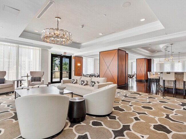 Building Photo - 610 W Las Olas Blvd