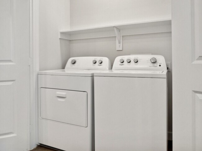 Primary Photo - 23100 Clay Rd