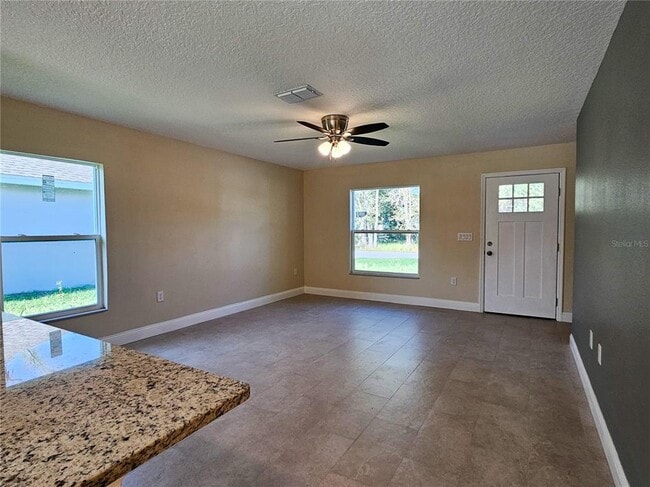 Building Photo - 6921 Central Ave