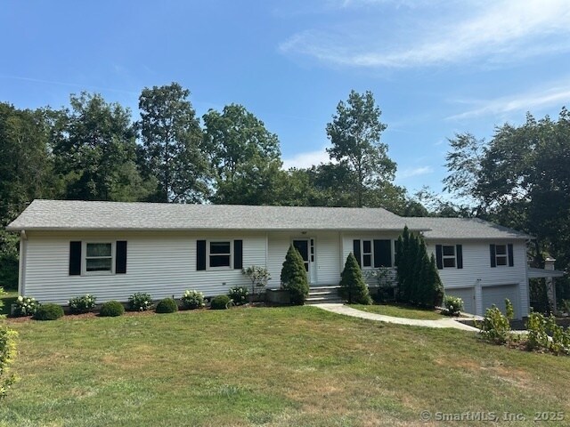 Primary Photo - 679 New Norwalk Rd