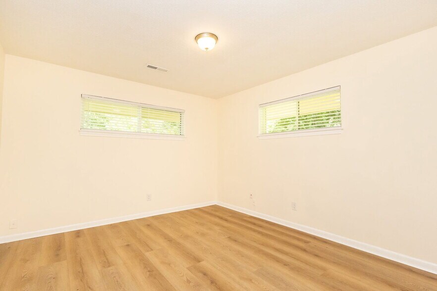 Building Photo - 4718 Arrowhead Trail