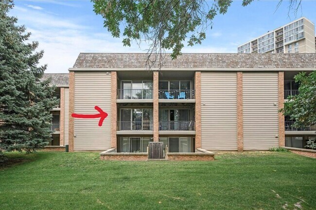 Building Photo - 6423 Colony Way