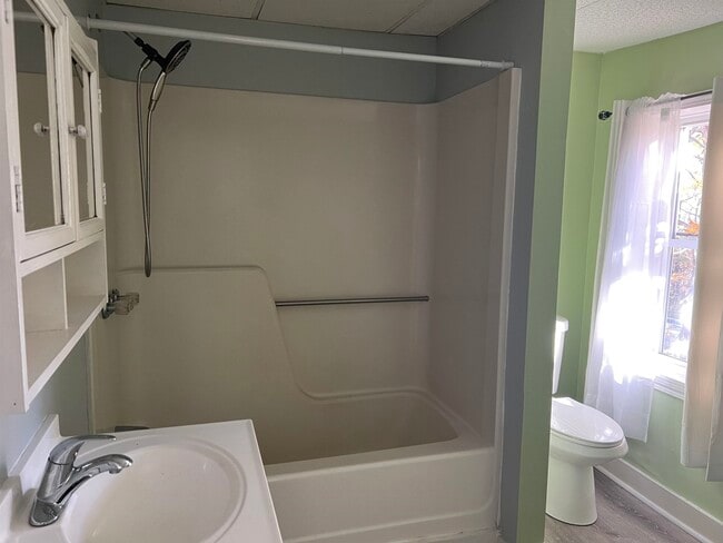 Building Photo - 53 Agassiz St