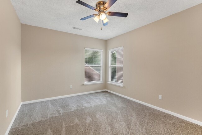 Building Photo - 5635 Sage Manor Dr