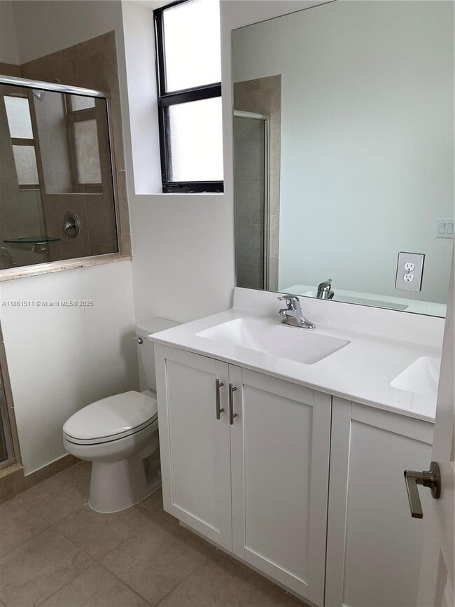 Building Photo - 316 NE 208th Ter