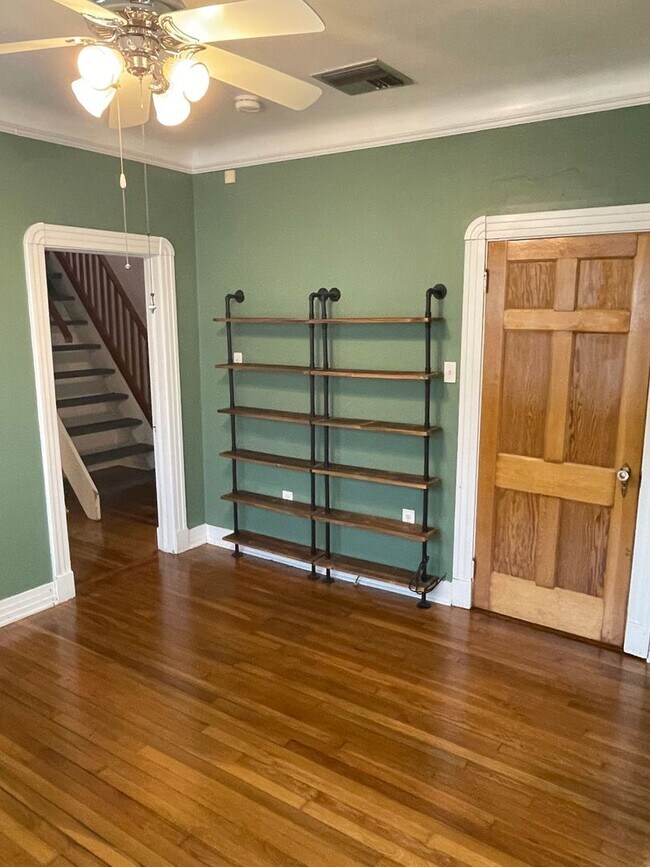 Building Photo - Single Family Home in Quiet Gentilly Neigh...