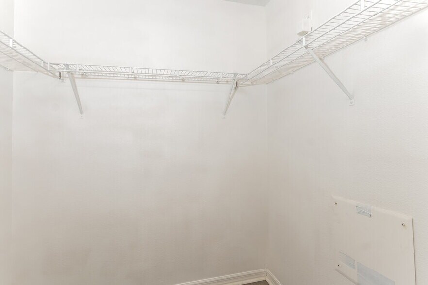 Building Photo - 3246 Bellericay Ln