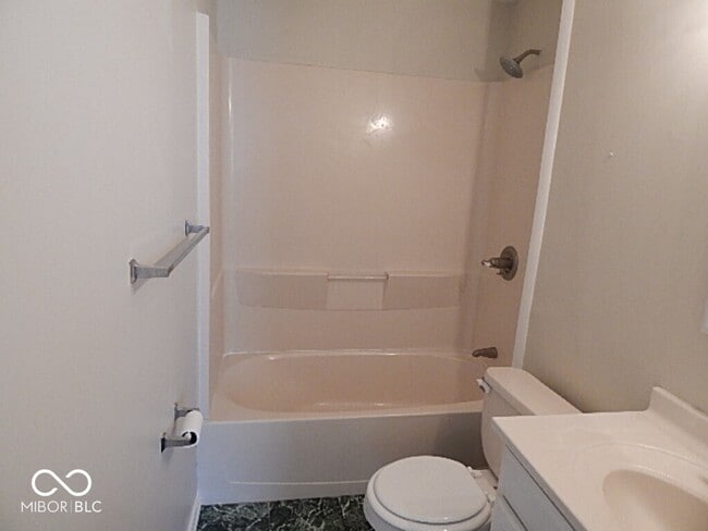 Building Photo - 561 Boonesboro Rd