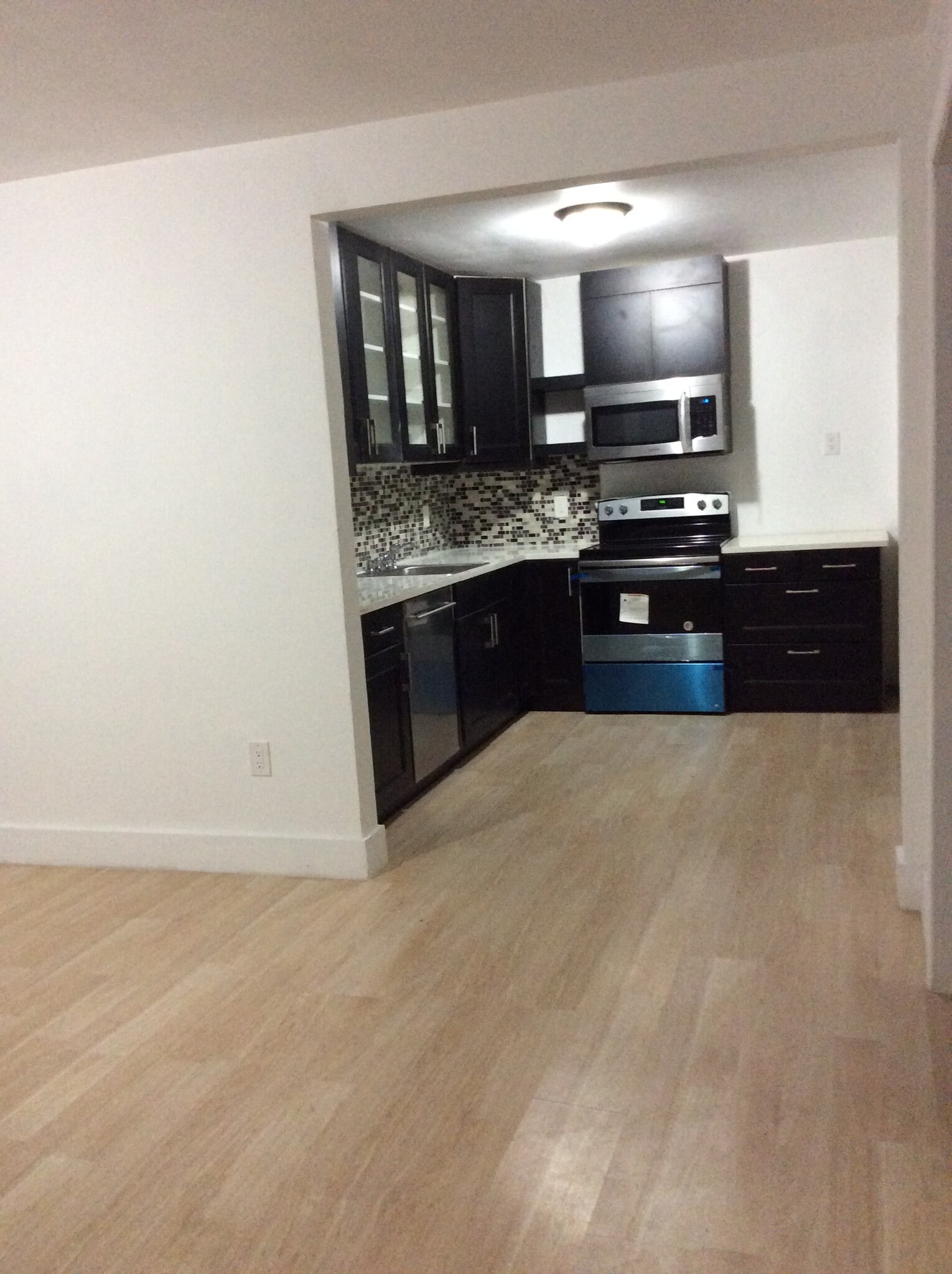 Remodel Kitchen new Appliances - 3120 SW 12th Pl