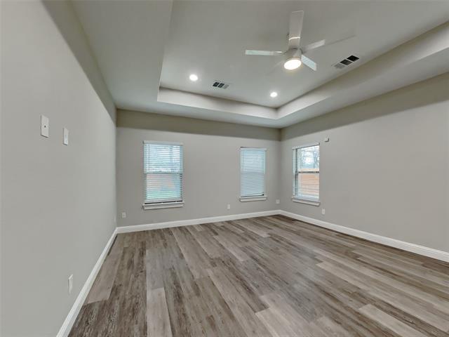 Building Photo - 2512 Sharon St