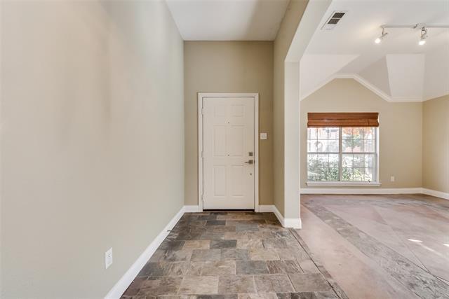 Building Photo - 1875 Oak Bend Dr