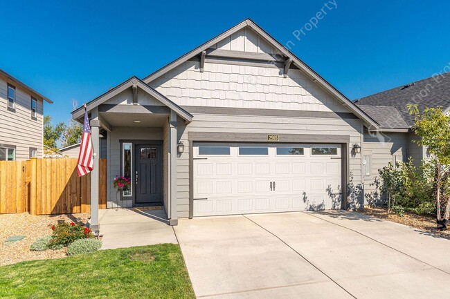 Primary Photo - 2023 Hayden 3BR-2BA townhome in Redmond's ...