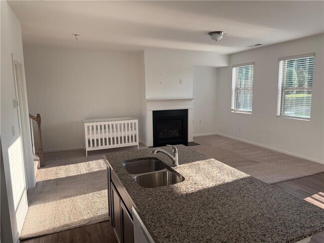 Building Photo - 5620 Flint Ln