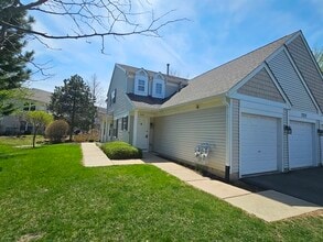 Building Photo - 2212 Waterleaf Ct