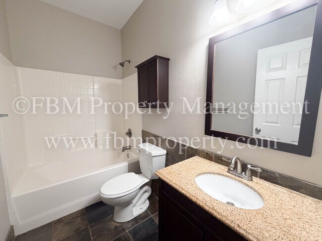 Building Photo - Hidden Creek Apartments, Unit C - 2 Bedroom, 1 Bathroom Beautiful Apartment Home in Ennis, TX! $5...