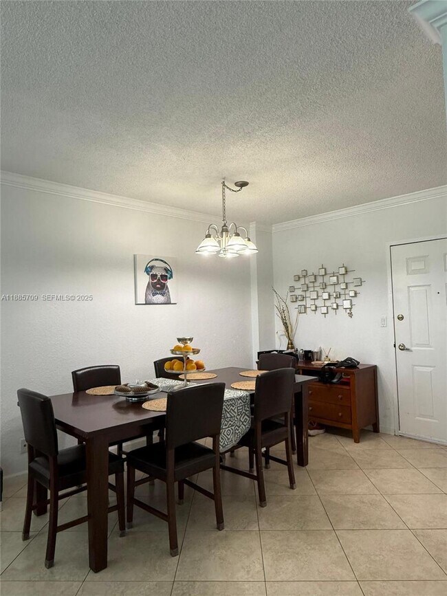 Building Photo - 2501 S Ocean Dr