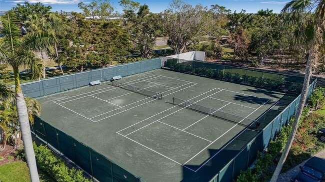 Building Photo - 1485 Gulf of Mexico Dr