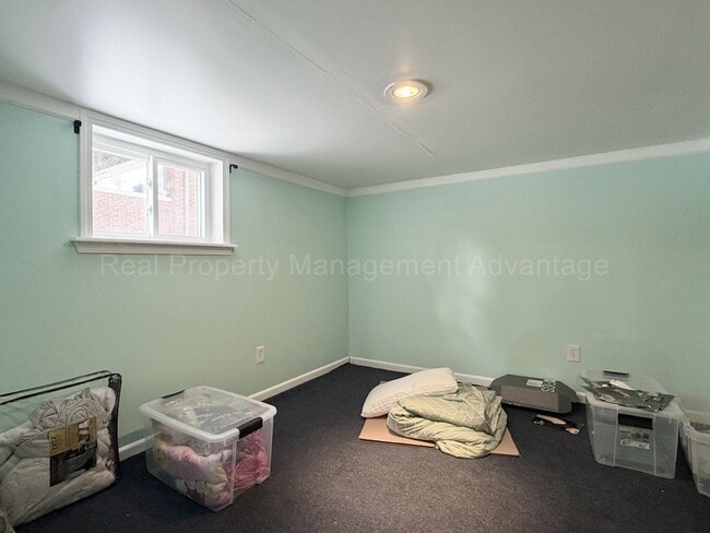 Building Photo - Updated Bungalow with Florida Room Near Downtown Ferndale