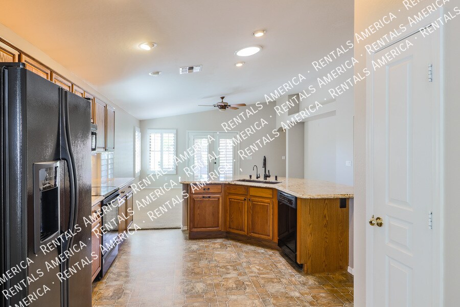 Building Photo - 21171 E Aspen Valley Dr