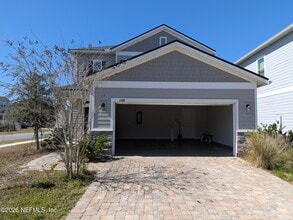 Building Photo - 100 Golden Fern Dr