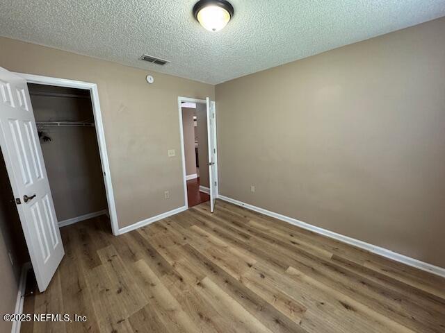 Building Photo - 7057 Swamp Flower Dr N