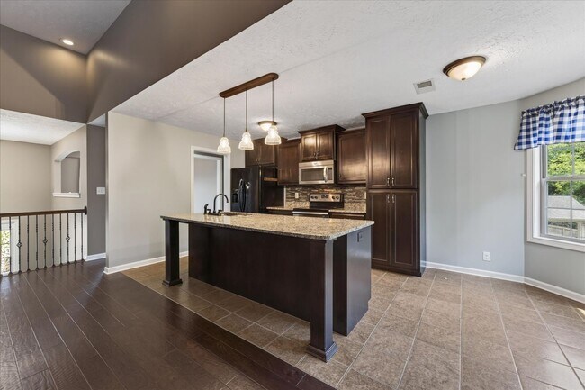Building Photo - 2973 McManus Cir