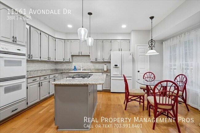 Building Photo - 11561 Avondale Dr