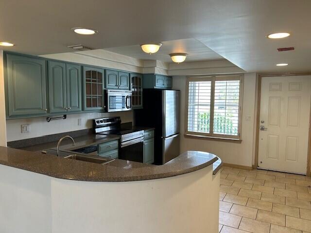 Building Photo - 3901 S Flagler Dr