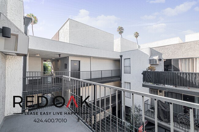 Building Photo - 134 Mariposa Ave
