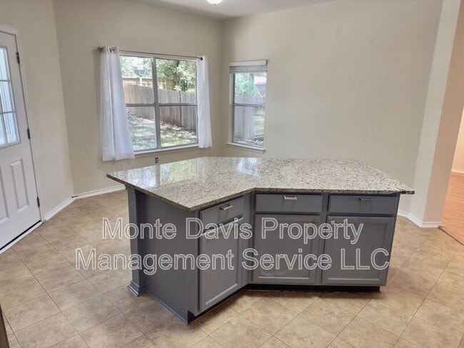 Building Photo - 1206 Devil Ridge