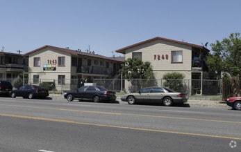 Building Photo - 7243-7249 Vineland Ave