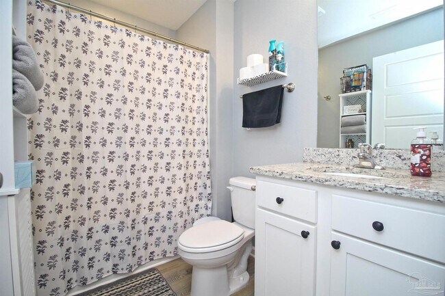 Building Photo - 6376 Burrow Ln