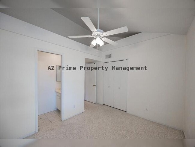 Building Photo - 5354 N 3rd Ave