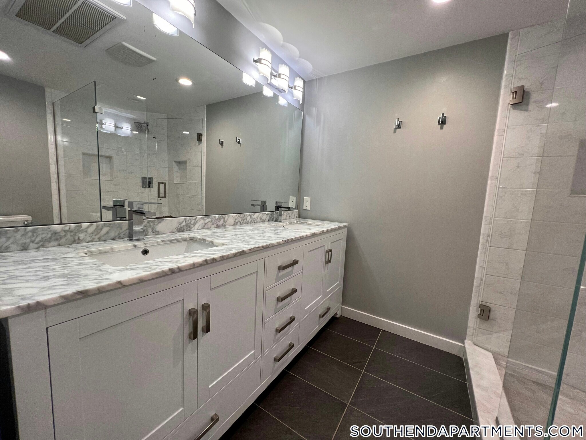 Building Photo - 469 Massachusetts Ave