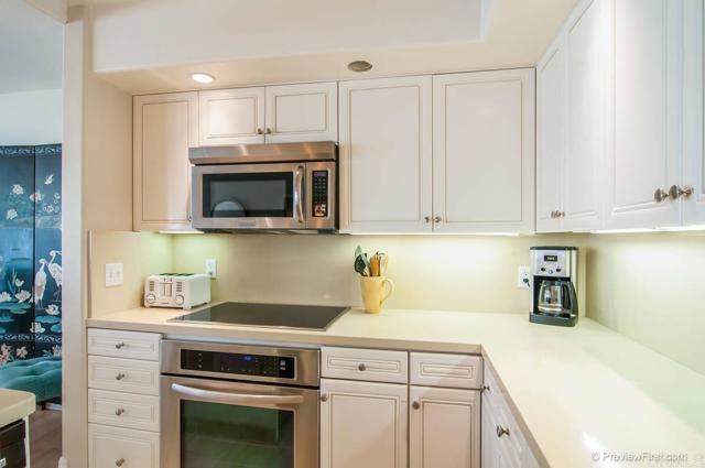 Building Photo - 8263 Camino Del Oro